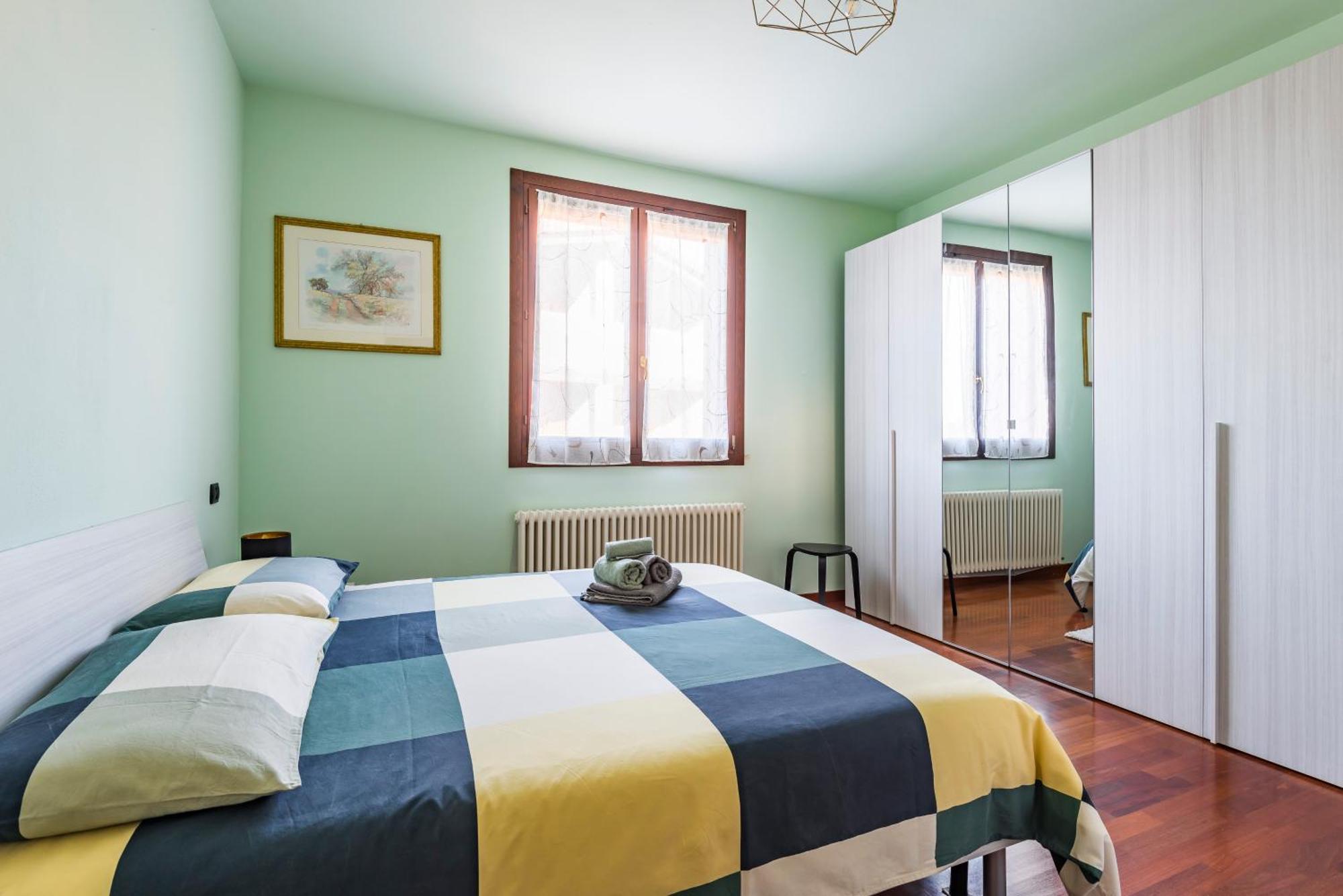 Jacuzzi Apartment In Italian Villa, Wi-Fi & Garden Sassuolo - Maranello Casalgrande Exterior photo
