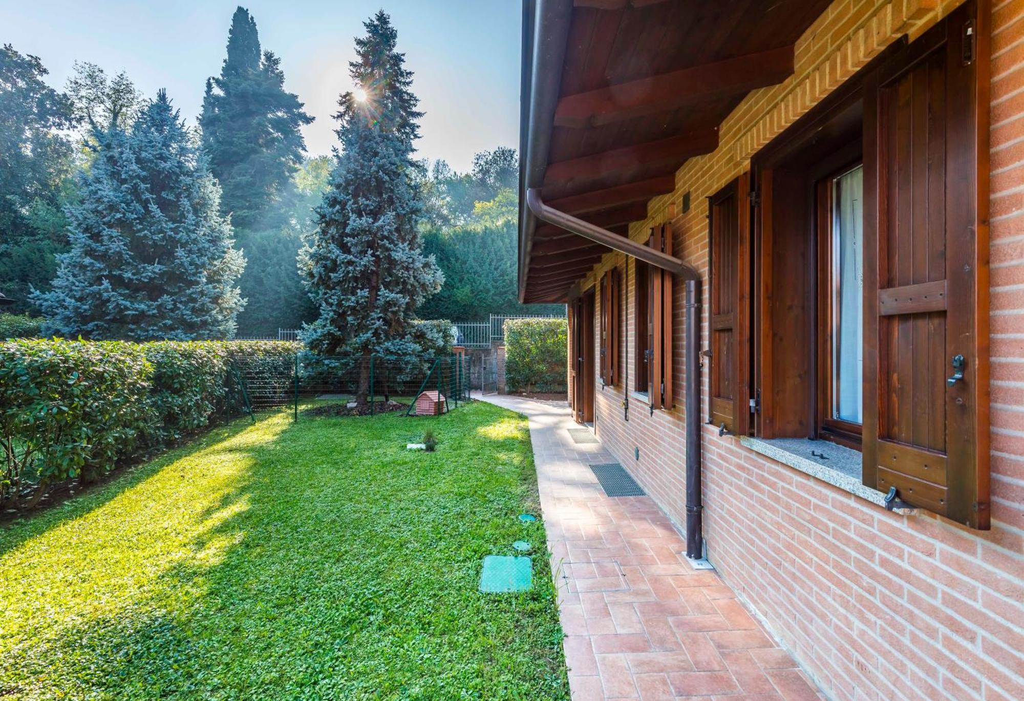 Jacuzzi Apartment In Italian Villa, Wi-Fi & Garden Sassuolo - Maranello Casalgrande Exterior photo